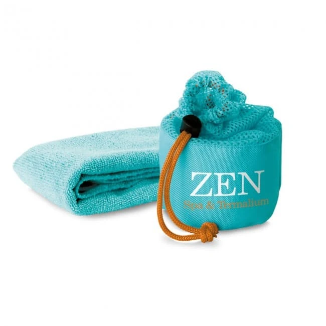 Fitness towel in mesh pouch