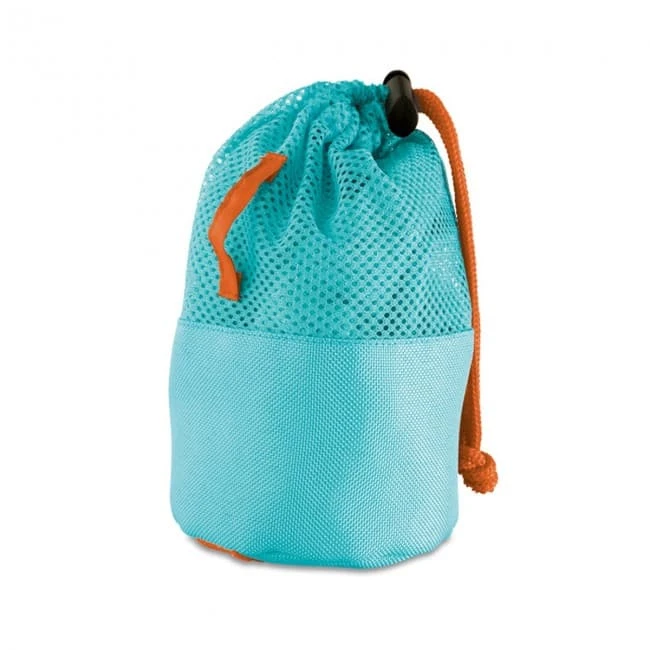 Fitness towel in mesh pouch