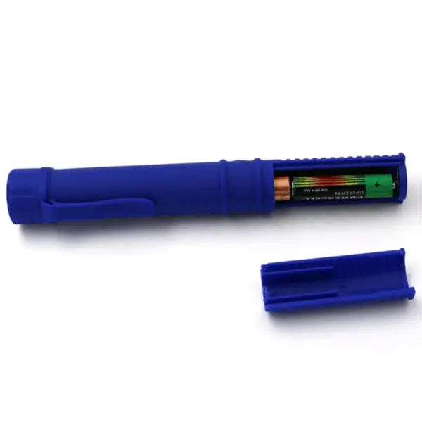 Bottom magnet PVC LED flashlight