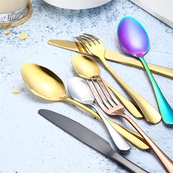 4 Pieces Colorful Tableware Set