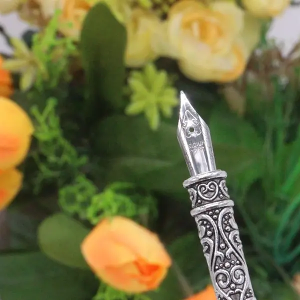 Luxury Calligraphy Feather Dip Pen Gift Box