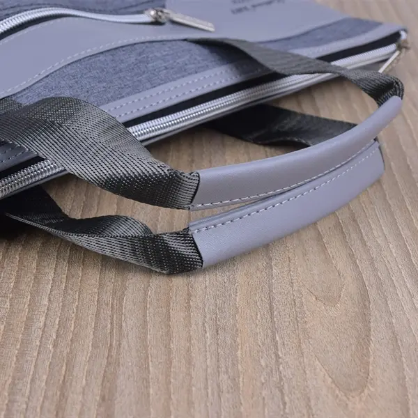 Three dimensional portable briefcase