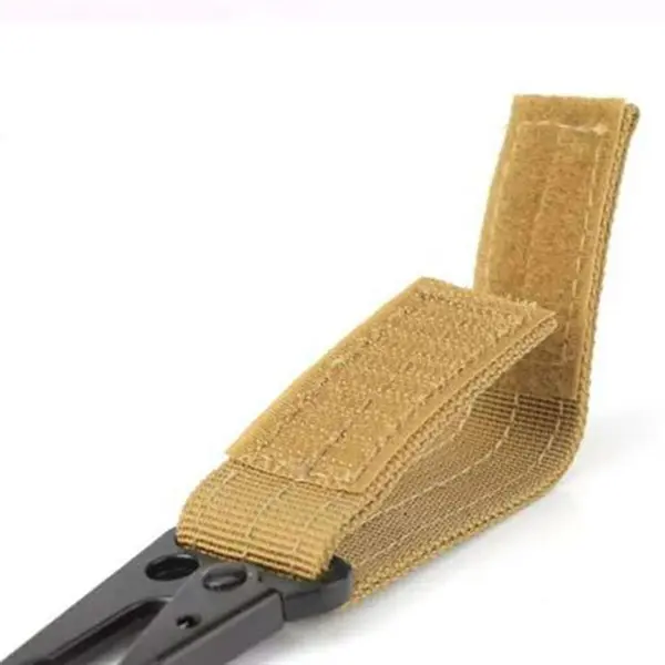 Multifunctional Carabiner Keychain