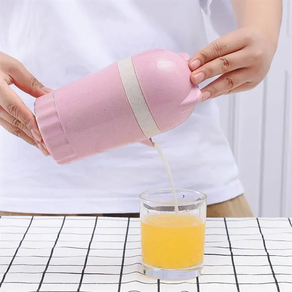 Wheat straw manual Juicer