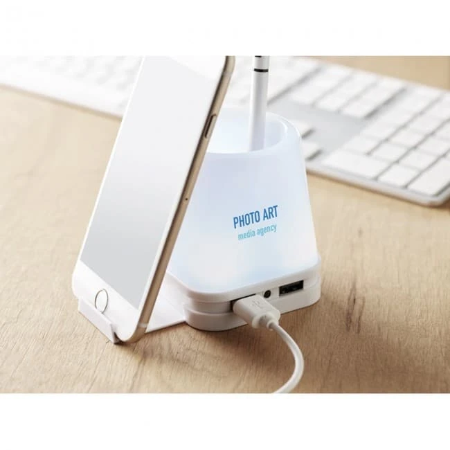 USB hub penholder